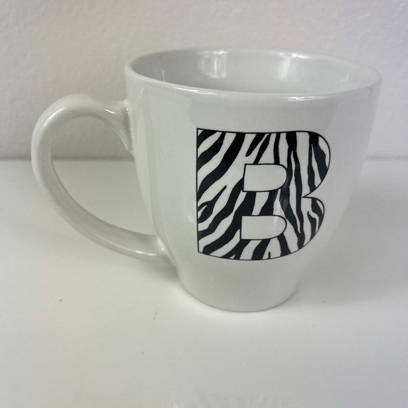 Home‎ Essentials large MUG "B" with zebra print - Picture 2 of 7